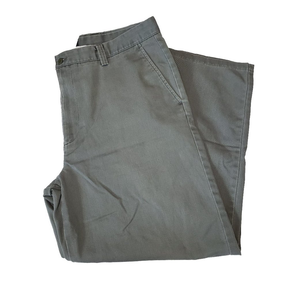 Men's Dockers Grey Flat Front Pants Size 39 x 28